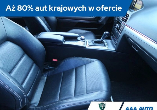 Mercedes-Benz Klasa E cena 53000 przebieg: 229903, rok produkcji 2011 z Poddębice małe 379